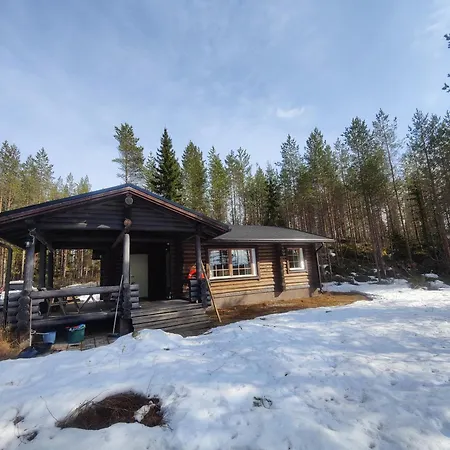 木屋 Kalliorinteen Moekit Lehtipirtti Töysä