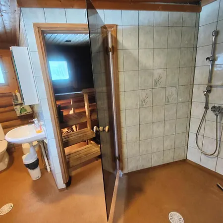 Kalliorinteen Moekit Lehtipirtti *