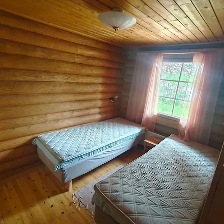 Kalliorinteen Moekit Lehtipirtti *