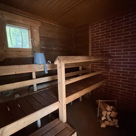 Kalliorinteen Moekit Lehtipirtti
