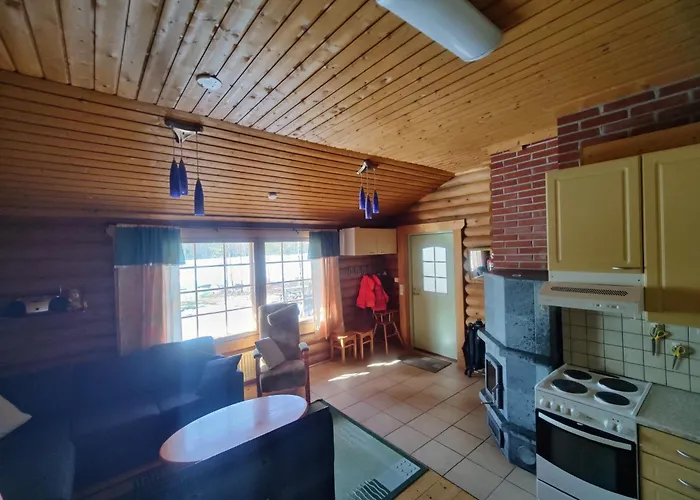 Шале Kalliorinteen Moekit Lehtipirtti